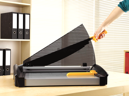 Autoclamp closed hand.png